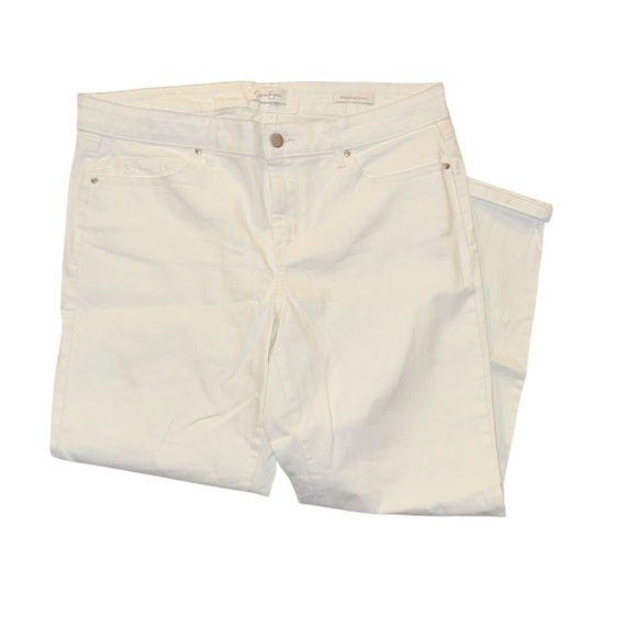 White Denim Jeans - Picture 6 of 6